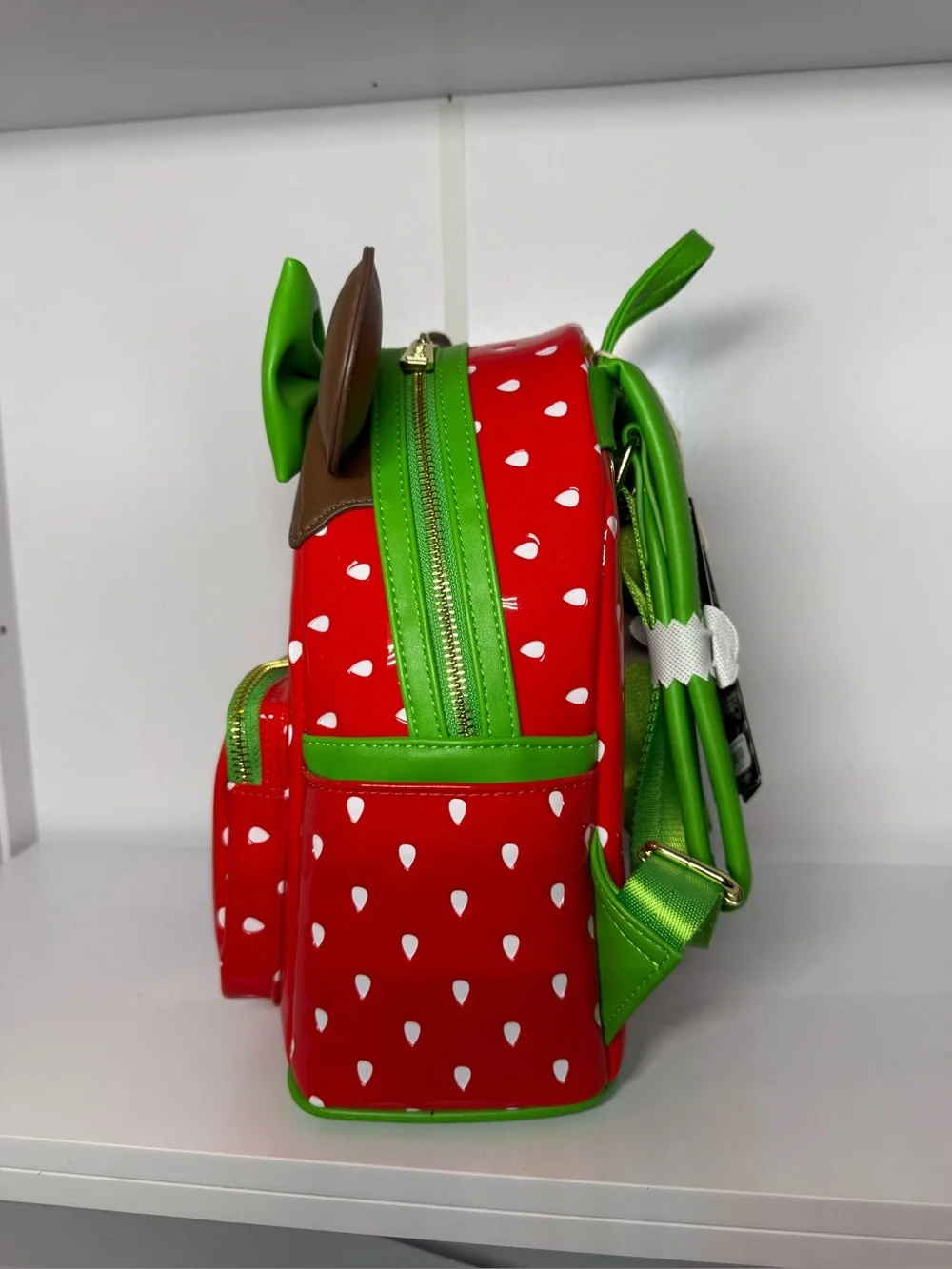 Loungefly Disney Minnie Chocolate Strawberry Scented Mini Backpack NWT